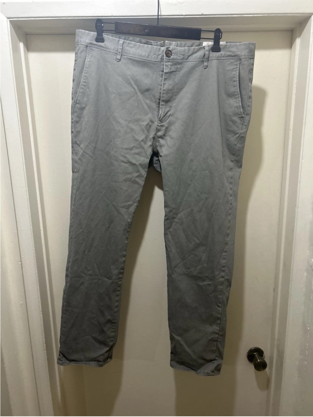 Mott  & Bow Chino Pants  Men's Size 38 Charles Light Gray Twill Preppy Stretch